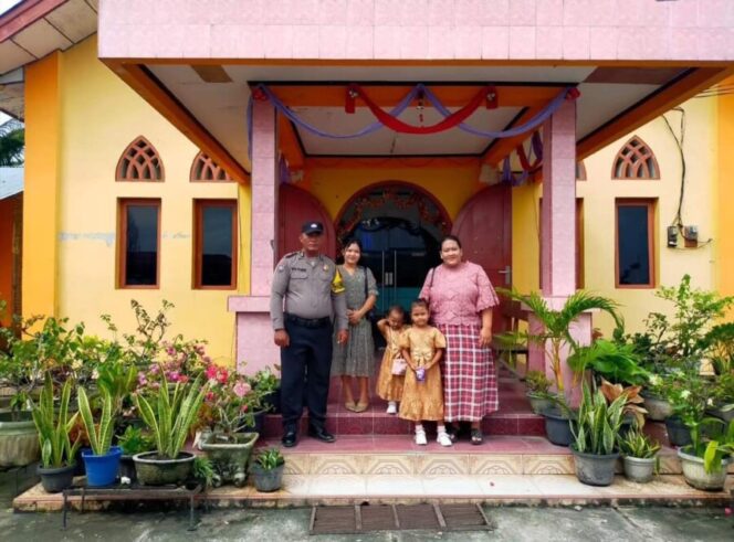 
 Polsek Medang Deras Melakukan Pengamanan dan  Cooling System di Gereja HKBP