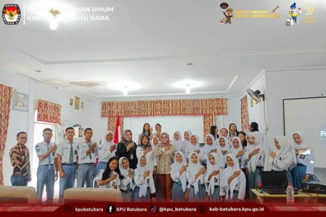 
 Bersama KPU, PPK Lima Puluh Sosialisasi Pendidikan Pemilih Pemula