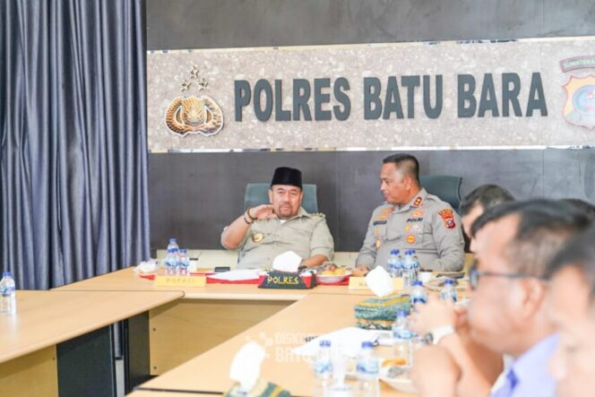 
 Bupati Dan Kapolres Batubara Ikuti Webinar Diseminasi Kebijakan Pemberantasan Narkoba