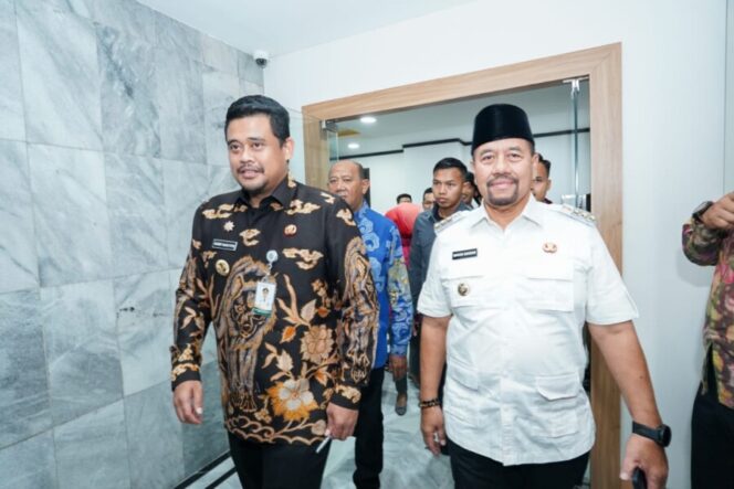 
 Bupati Batu Bara Hadiri RUPS Luar Biasa PT. Bank Sumut