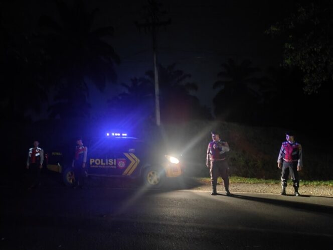 
 Cegah 3C, Personil Polres Batubara Patroli Blue Light