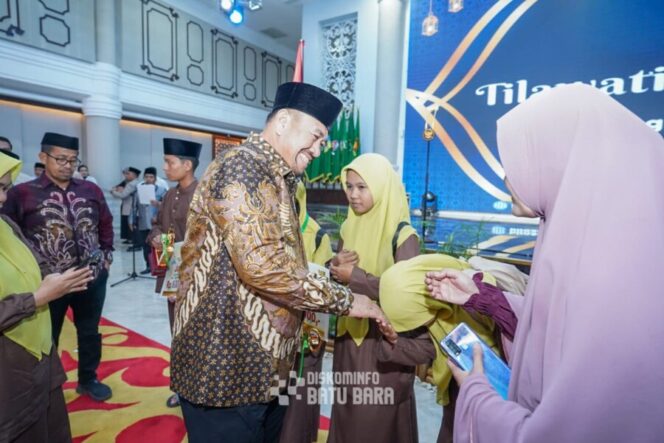 
 Bupati Batu Bara Hadiri Penutupan STQH ke-19 Provinsi Sumatera Utara