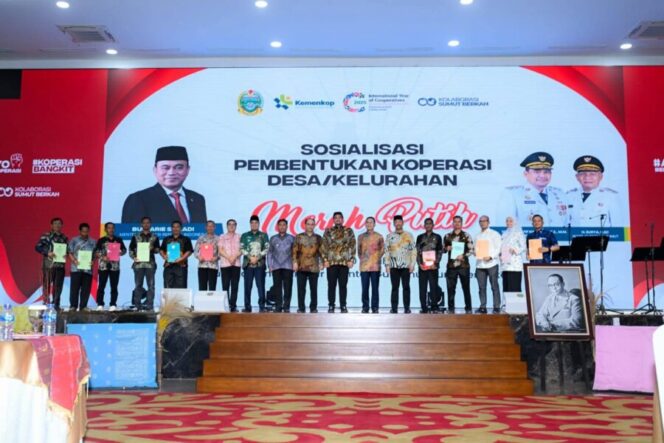 
 Wabup Batu Bara Hadiri Pemberikan SK Koperasi Desa Merah Putih