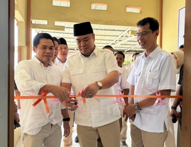 
 Solid Bergerak Bersama Rakyat, Kantor PAC Gerindra Sei Suka Diresmikan