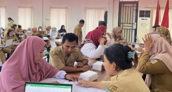 
 Dinkes PPKB Batu Bara Gelar Validasi Data Sasaran Penemuan Kasus Kesehatan 2025