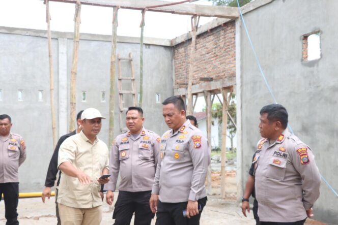
 Kapolres Batu Bara Tinjau Progres Pembangunan SPPG di Mapolsek Labuhan Ruku