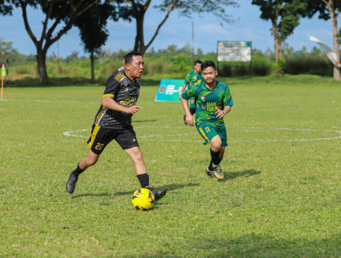 
 Laga Sengit, Polres FC dan Kemenag FC Sama Kuat di Bahagia Cup Mini Soccer