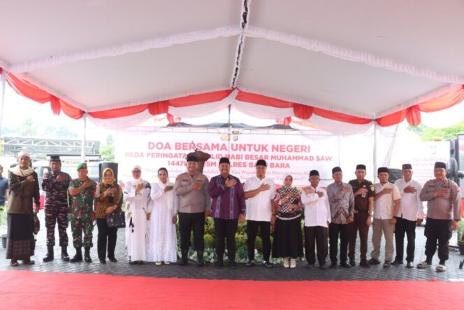 
 Polres Batu Bara Gelar Doa Bersama Peringati Maulid Nabi Muhammad SAW 1447 H