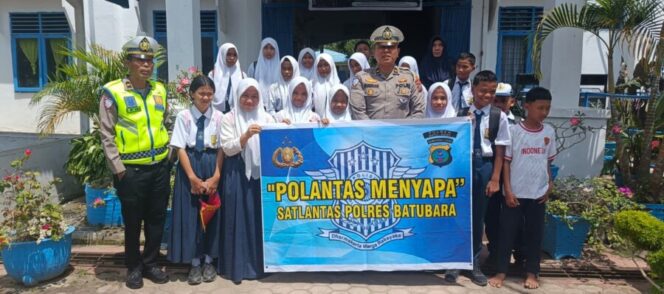 Satlantas Batu Bara Sosialisasi Tertib Lalu Lintas di SMPN 1 Lima Puluh