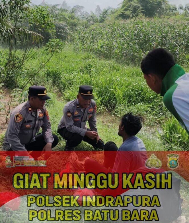 
 Polsek Indrapura Salurkan Bantuan Lewat Program Minggu Kasih
