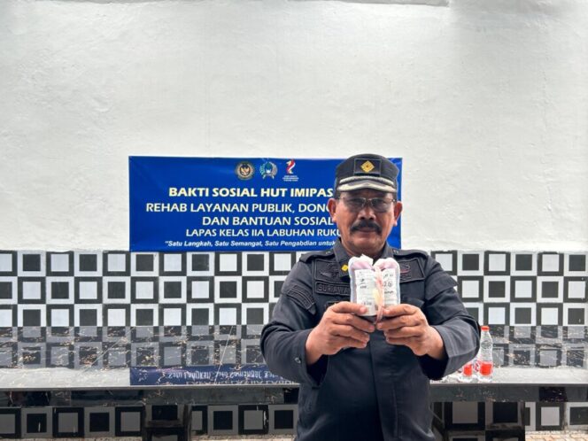 
 Lapas Labuhan Ruku Rayakan Hari Bakti dengan Donor Darah