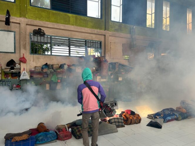 
 Antisipasi DBD, Lapas Labuhan Ruku Laksanakan Fogging di Blok Hunian