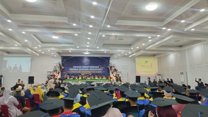
 Kalapas Labuhan Ruku Hadiri Wisuda Perdana UMMAS