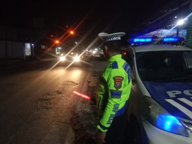
 Patroli Blue Light Satlantas Polres Batu Bara Jaga Keamanan Lalu Lintas Malam Hari