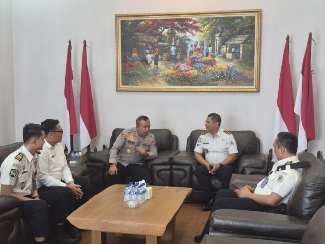 
 Jalin Sinergitas Keamanan, Lapas Labuhan Ruku dan Polres Asahan Perkuat Kolaborasi