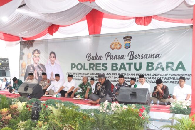 
 Kapolres Batu Bara Gelar Buka Puasa Bersama Forkopimda, Pererat Ukhuwah Islamiyah di Bulan Ramadan