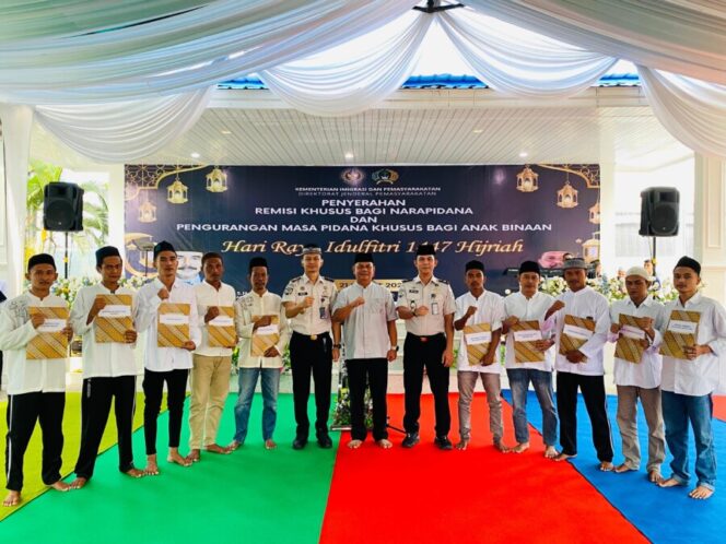 
 748 Warga Binaan Lapas Labuhan Ruku Terima Remisi Idul Fitri 1447 H