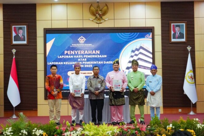 
 Bupati Batu Bara Terima LHP dari BPK RI, Pemkab Batu Bara Raih Opini WTP