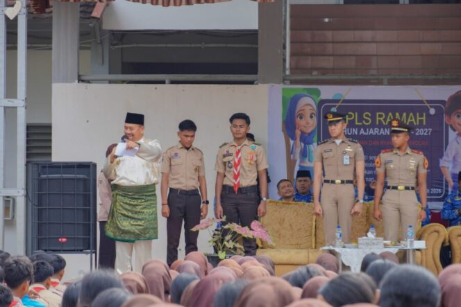 
 Bupati Baharuddin Motivasi Siswa MPLS Mitra Inalum: Raih Cita-Cita dengan Disiplin dan Kerja Keras