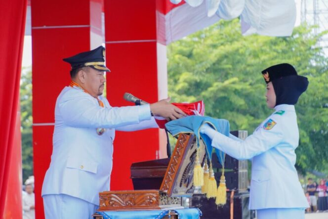 
 Bupati Batu Bara Pimpin Upacara Detik-Detik Proklamasi HUT ke-81 Kemerdekaan RI