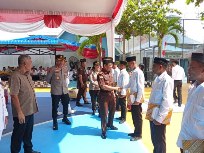 
 Kapolres Batu Bara Hadiri Penyerahan Remisi HUT ke-81 RI di Lapas Labuhan Ruku