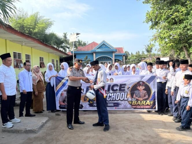 
 Polres Batu Bara Gelar Police Go To School Serentak di 19 Sekolah