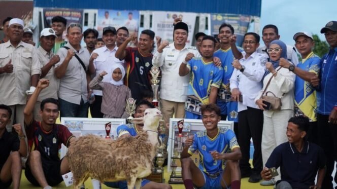 
 Piala Gerindra Batu Bara Jadi Rebutan, Reguder Cup 2026 Sukses Digelar